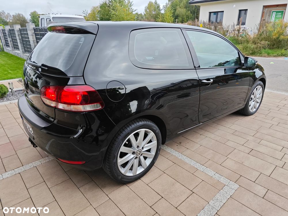 Volkswagen Golf - 30