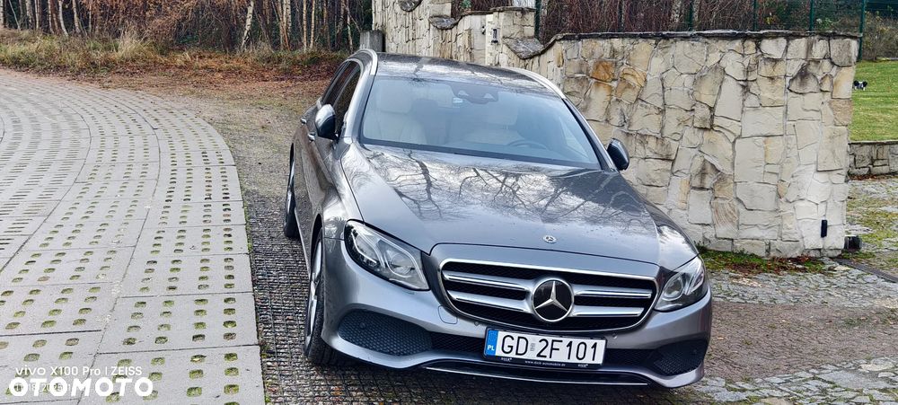 Mercedes-Benz Klasa E 220 d 4Matic 9G-TRONIC Avantgarde - 10