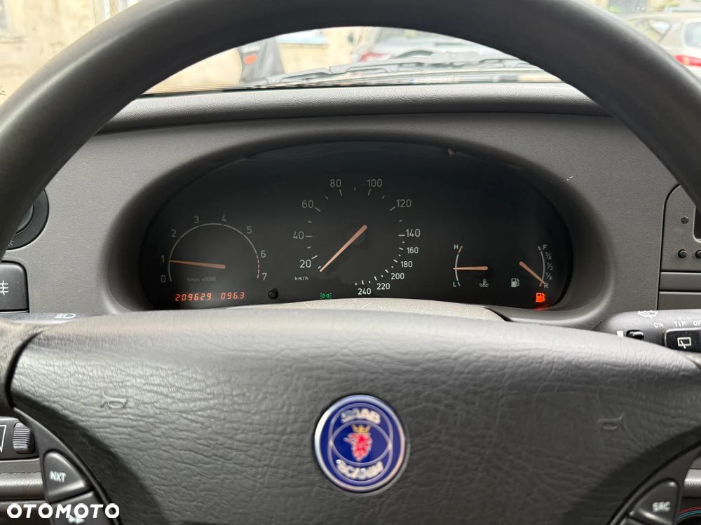 Saab 9-3 S 2.0i - 19