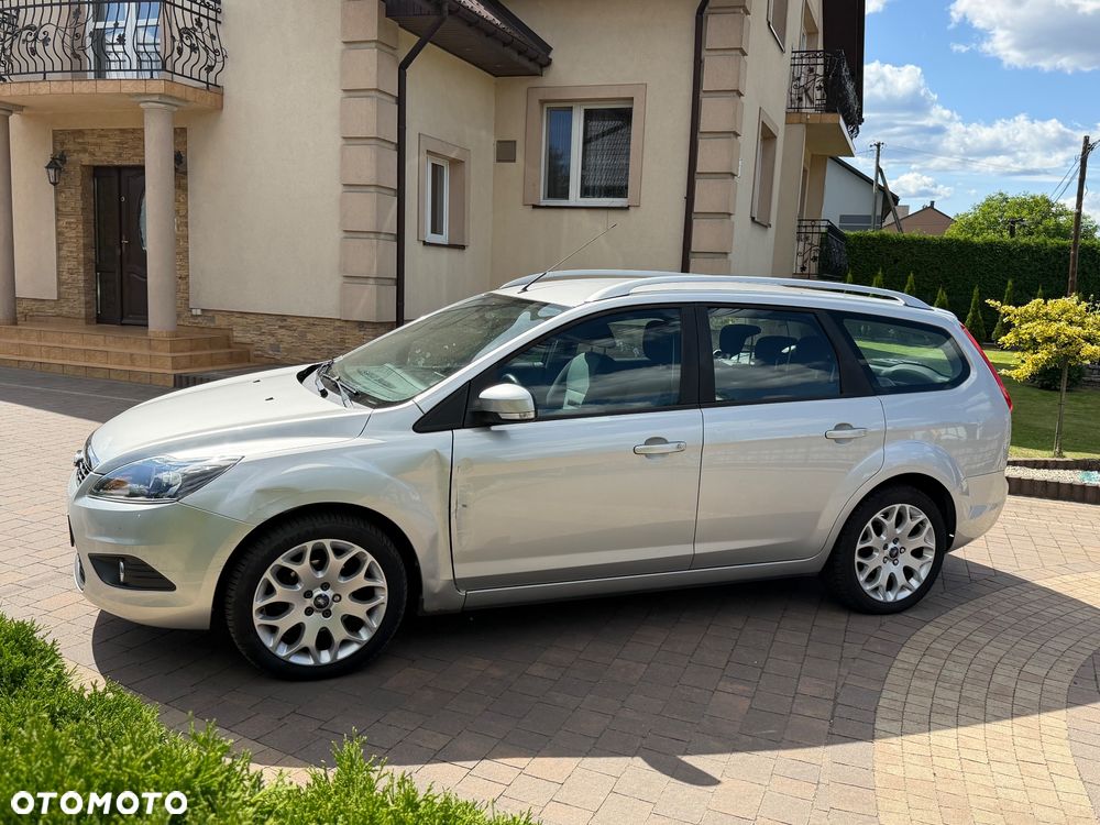 Ford Focus 1.6 16V Style - 8