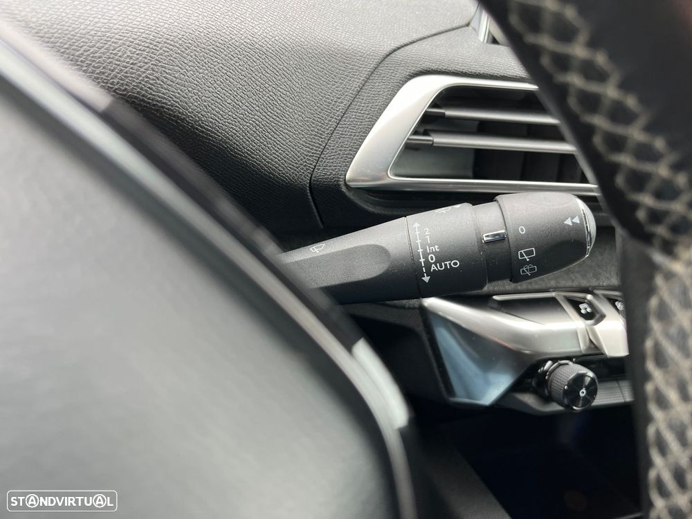 Peugeot 3008 1.6 BlueHDi Allure - 23