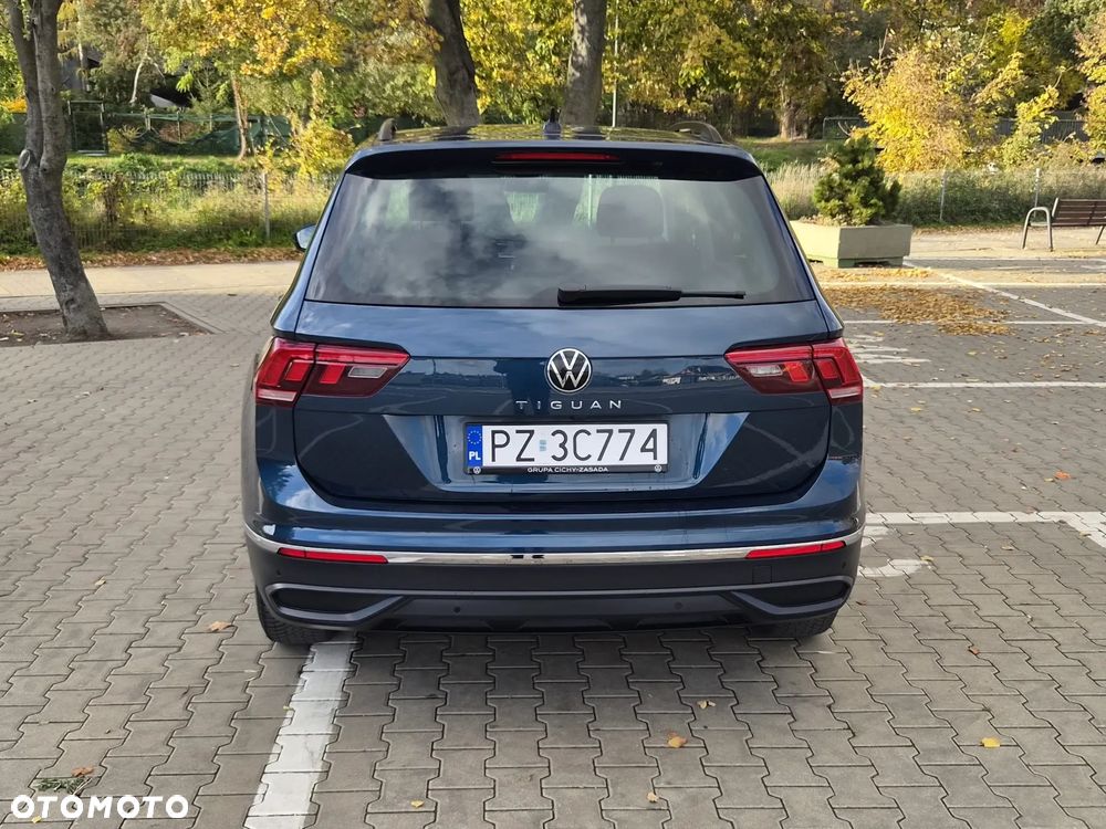 Volkswagen Tiguan - 8