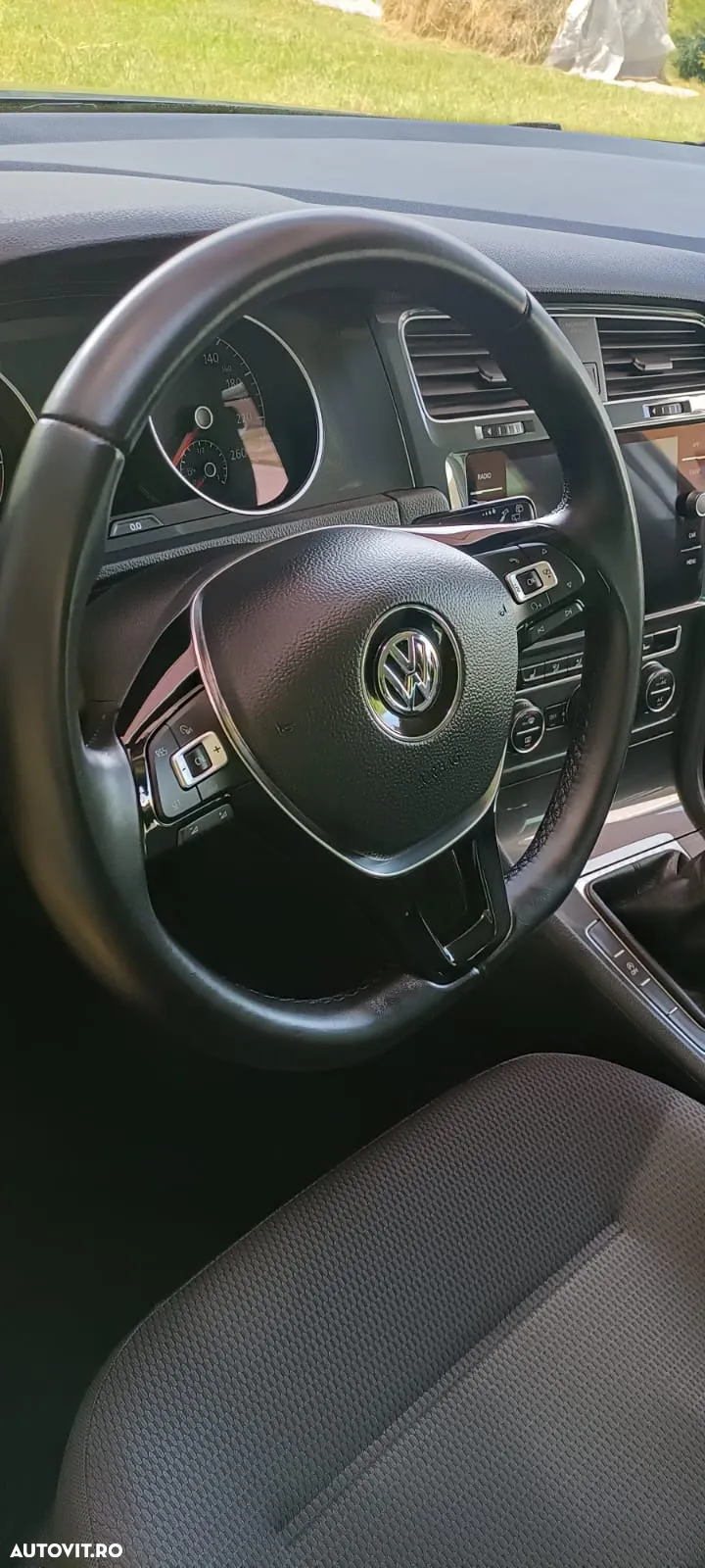 Volkswagen Golf 1.0 TSI Comfortline - 10