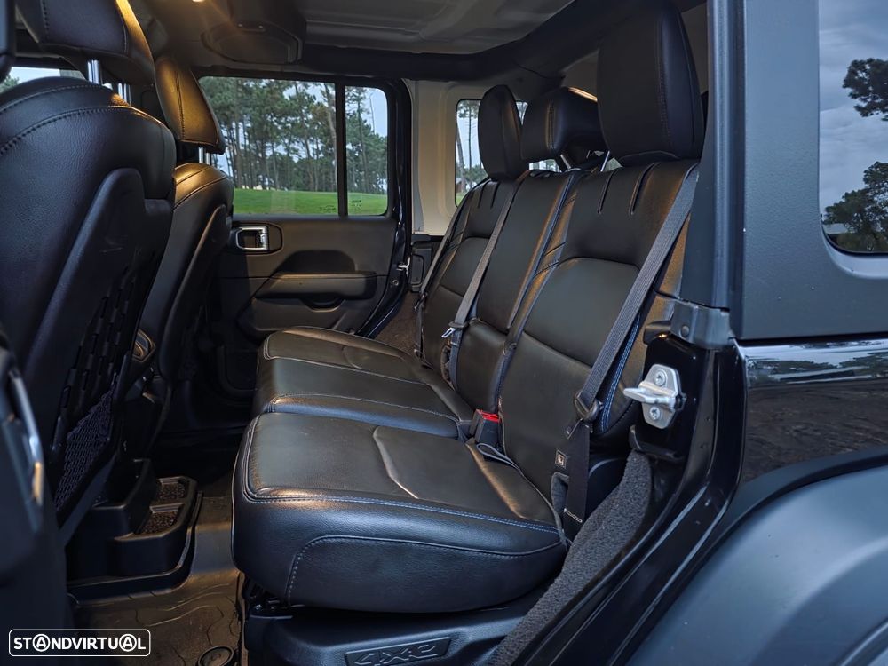 Jeep Wrangler Unlimited 2.0 4xe Plug-In Hybrid Hardtop Rubicon - 32