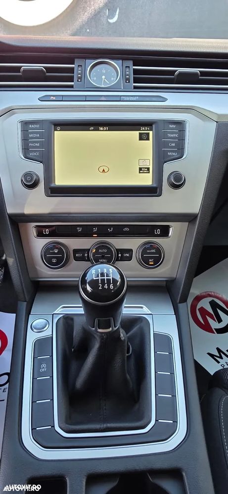 Volkswagen Passat - 22