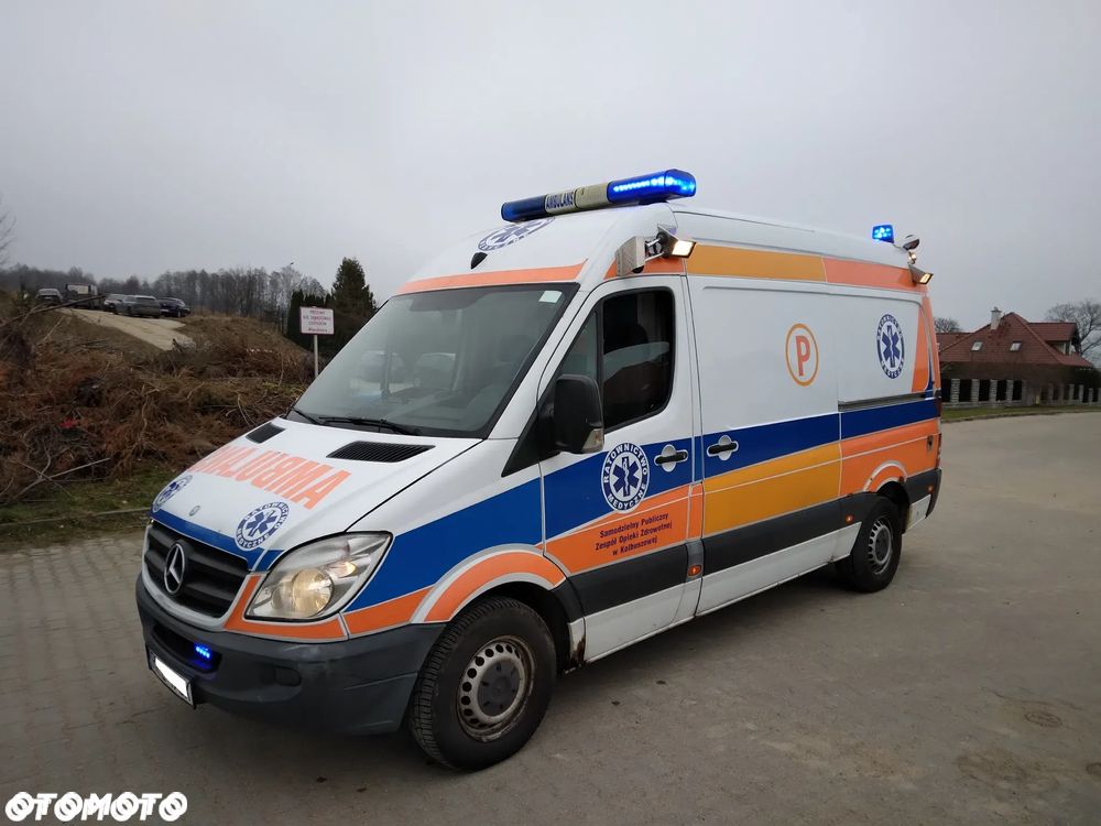 Mercedes-Benz Sprinter - 2