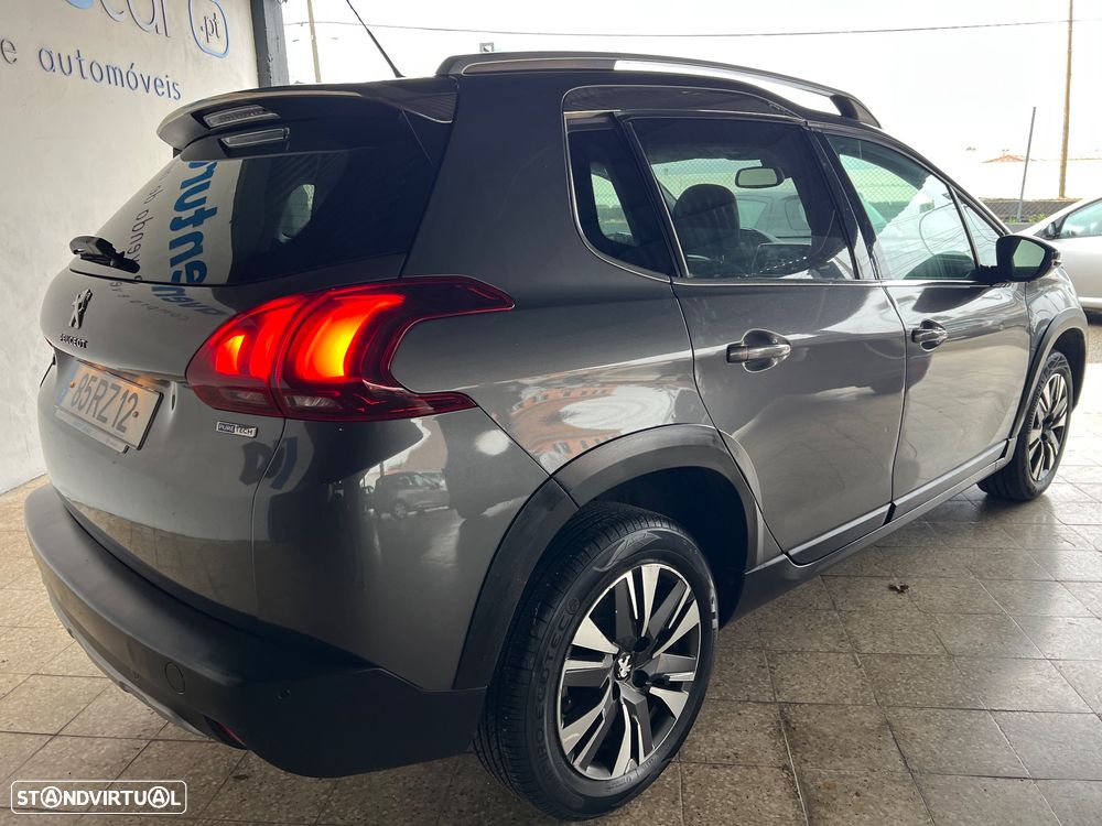 Peugeot 2008 1.2 PureTech Allure - 16