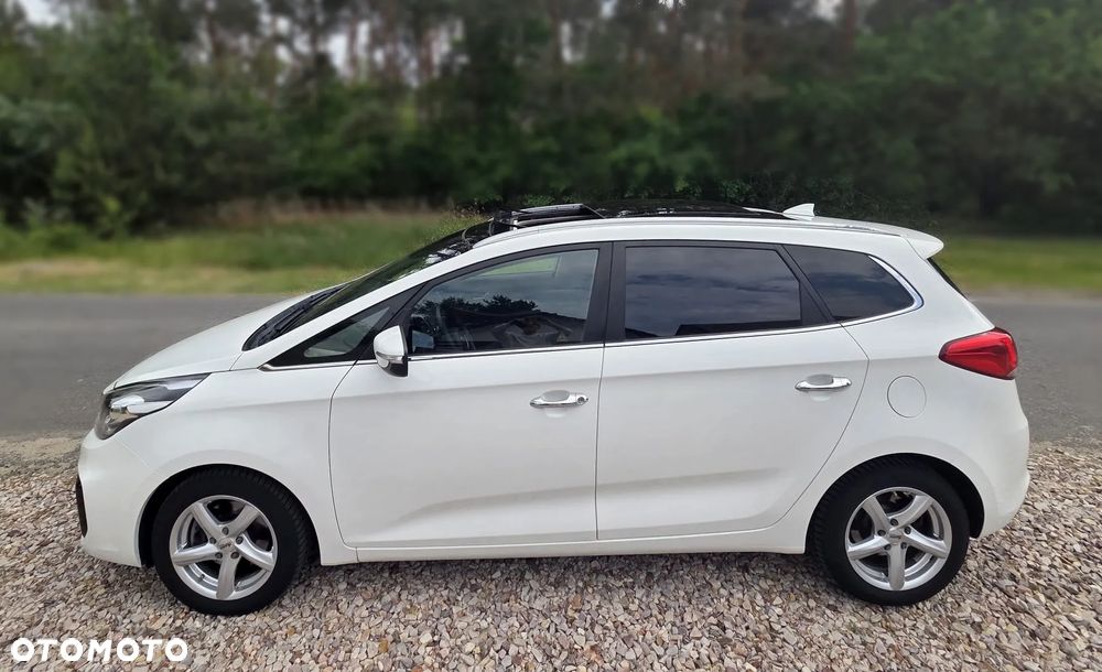 Kia Carens 1.7 CRDi M 7os - 7