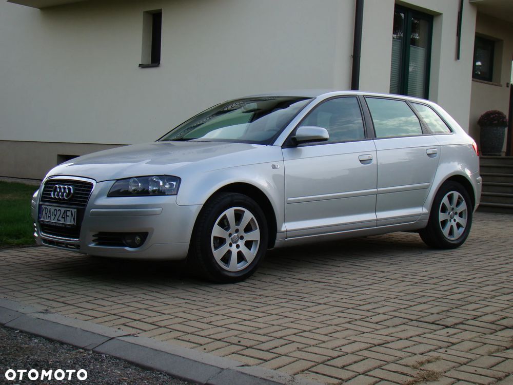 Audi A3 Sportback 1.6 Attraction - 15