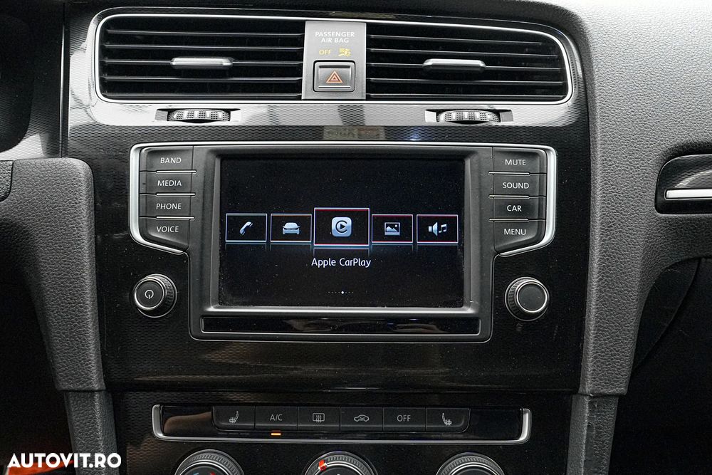 Volkswagen Golf GTI 2.0 TSI OPF DSG Performance - 22