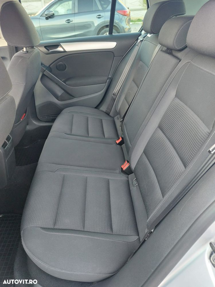 Volkswagen Golf 1.4 TSI Highline DSG - 9