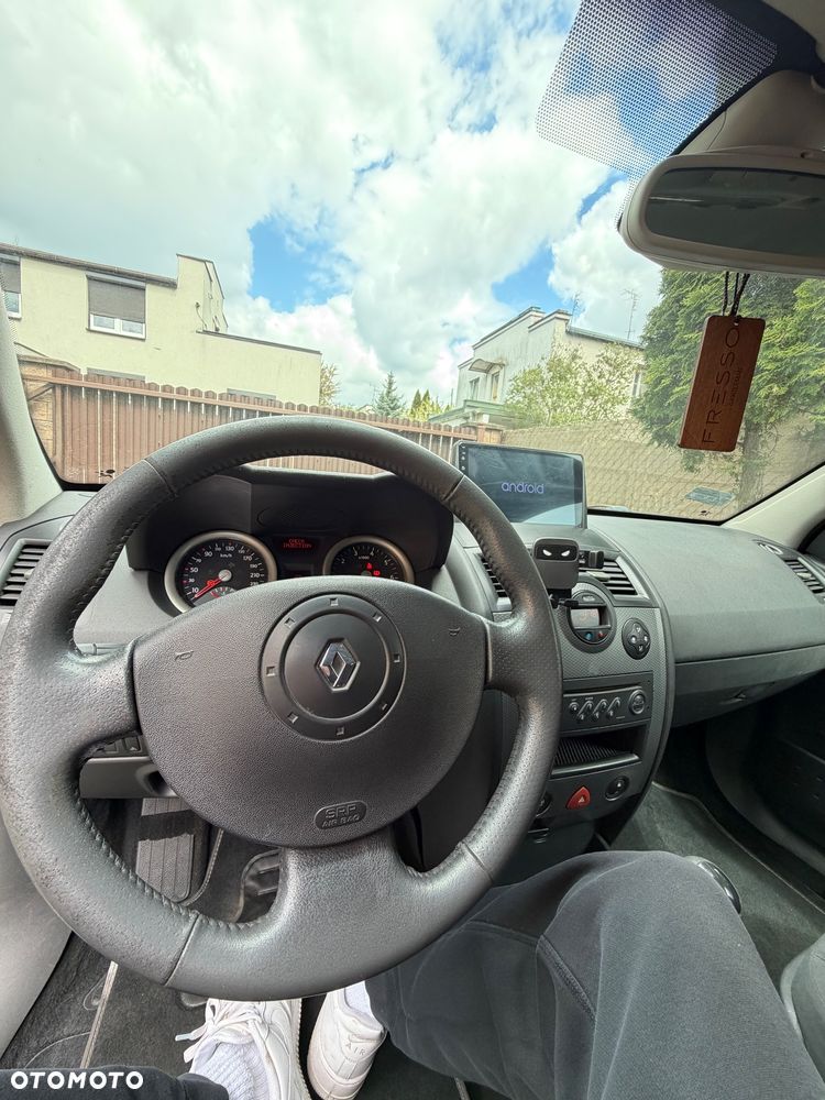 Renault Megane - 2