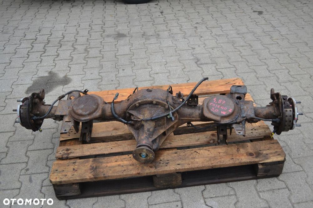 MITSUBISHI PAJERO II 2 MOST V6 3.0 4.87 - 1