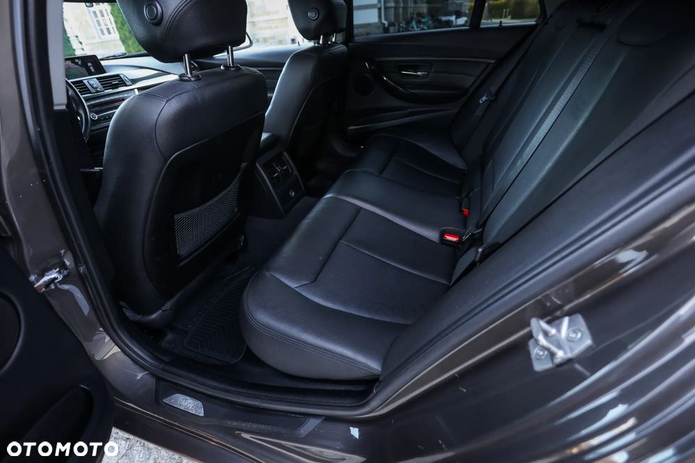 BMW Seria 3 320d Blue Performance Luxury Line - 20