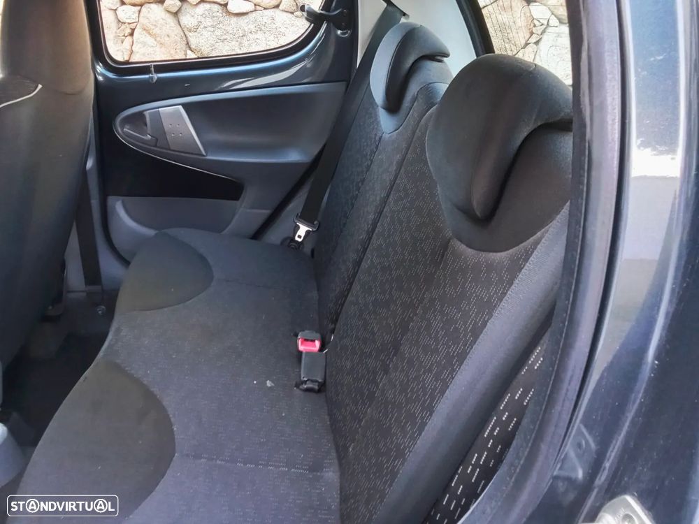 Peugeot 107 1.4 HDi Trendy - 7