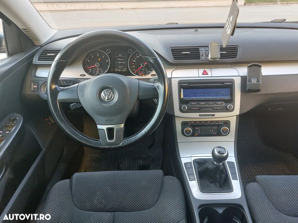 Volkswagen Passat - 7