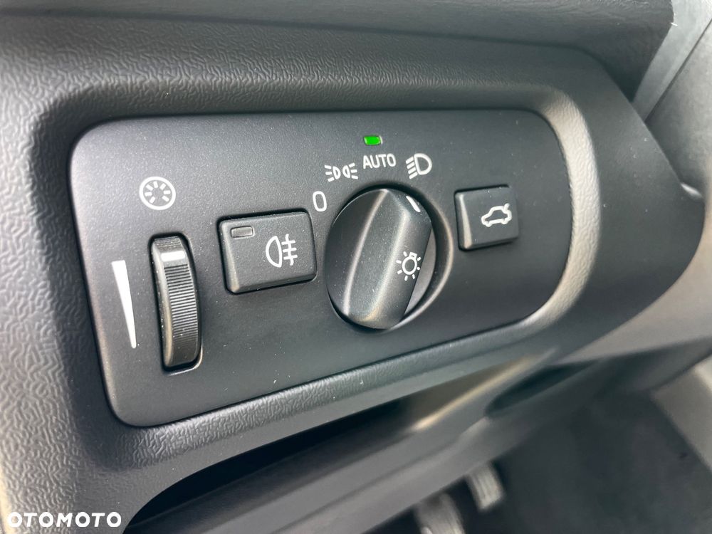 Volvo V40 D2 Inscription - 22