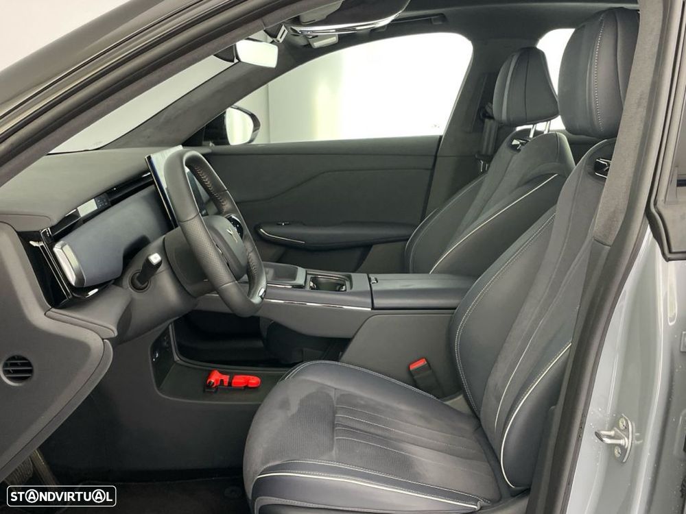 Voyah Courage 80 kWh Luxury (TT)AWD - 11