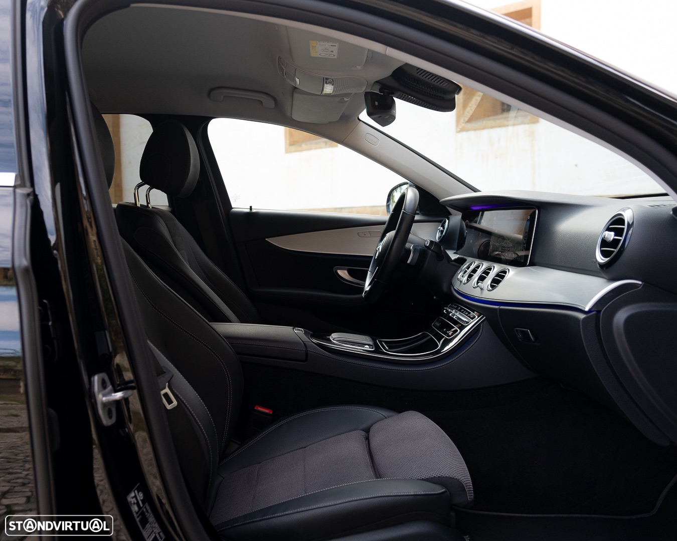 Mercedes-Benz E 300 de Avantgarde - 47