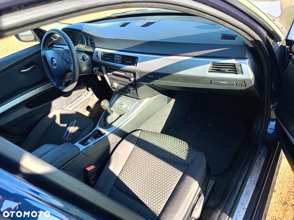 BMW Seria 3 318i Edition Lifestyle - 9