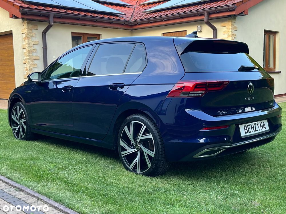 Volkswagen Golf - 38