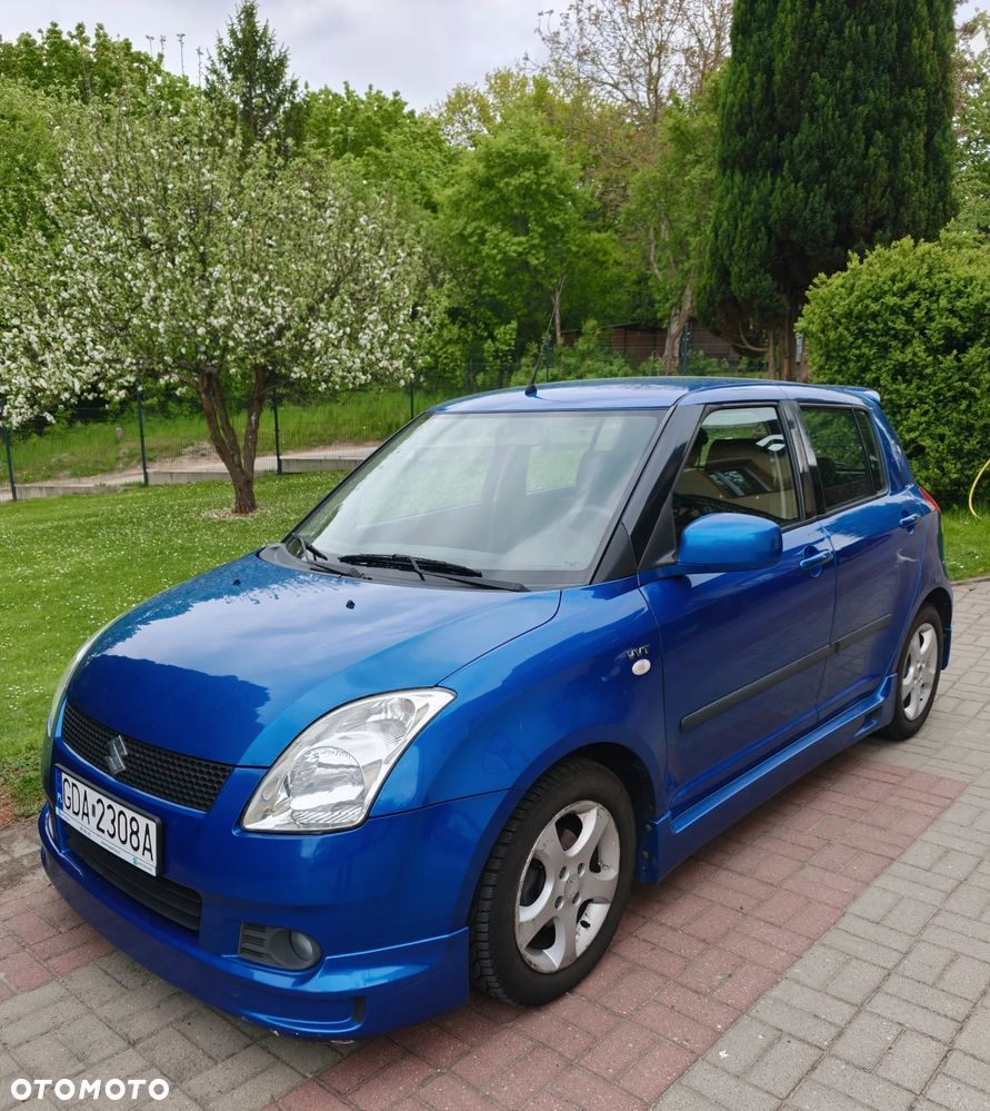 Suzuki Swift - 1