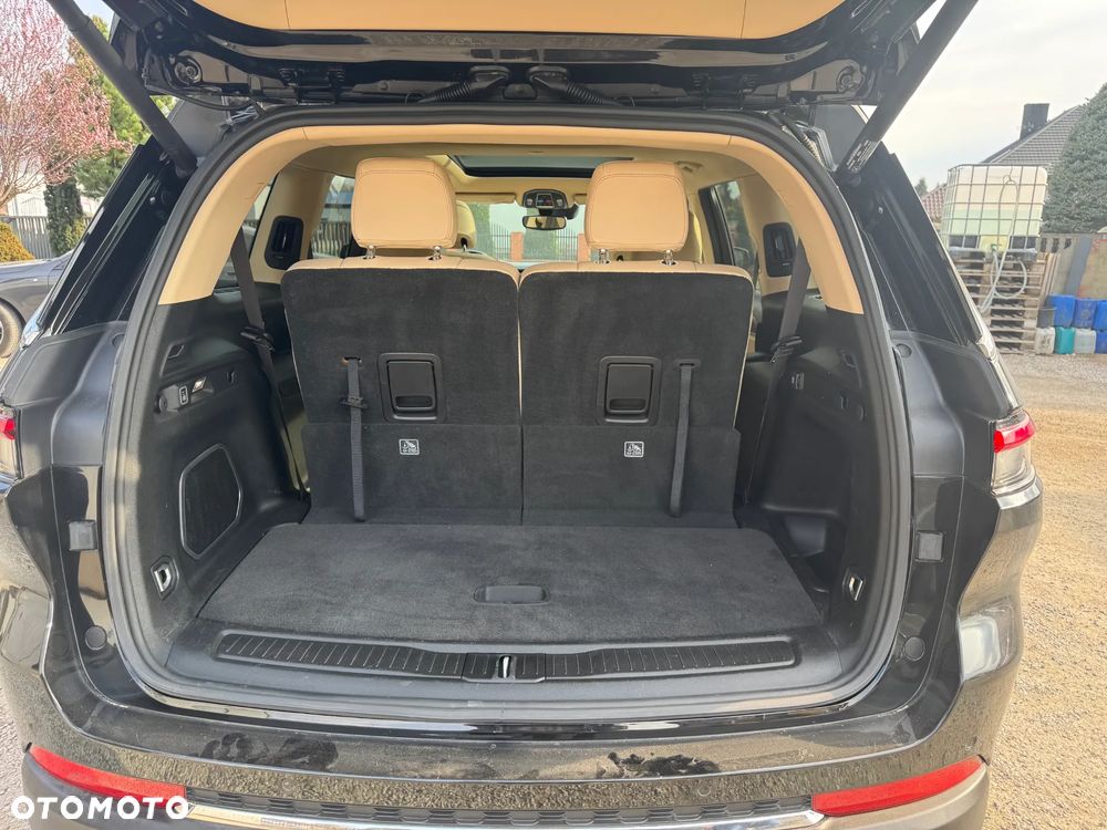 Jeep Grand Cherokee - 10
