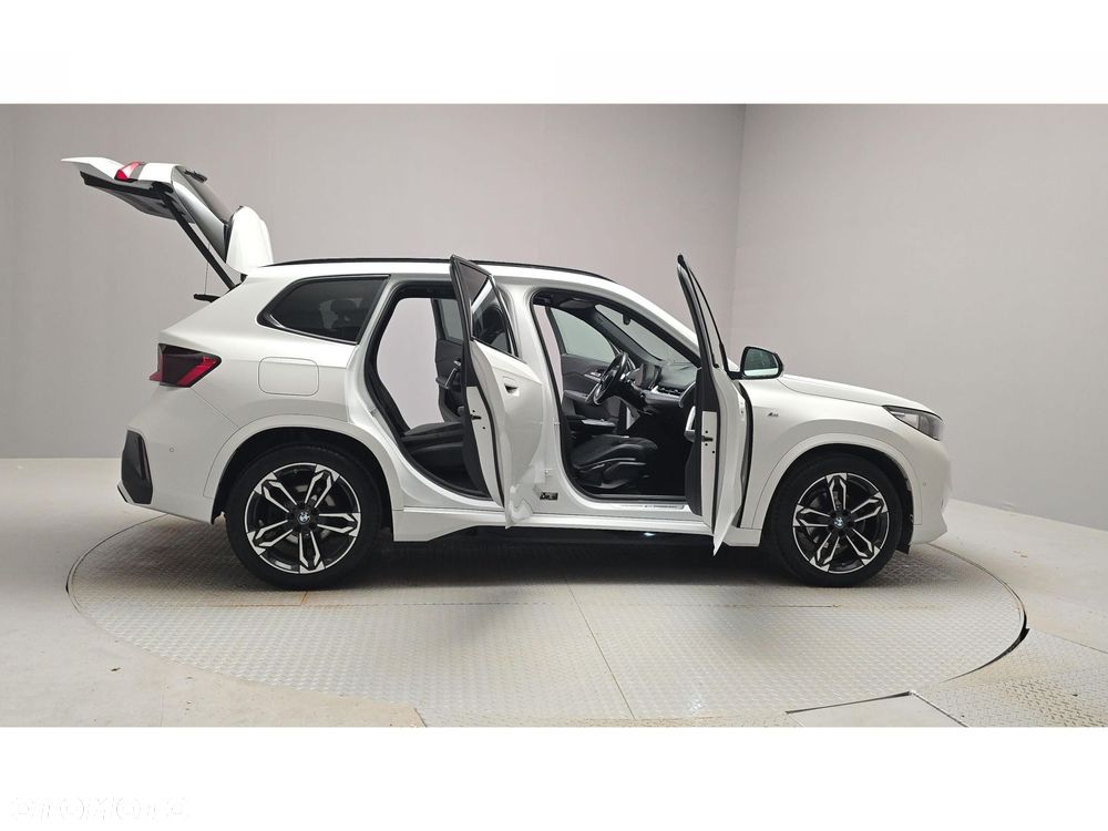 BMW X1 - 13