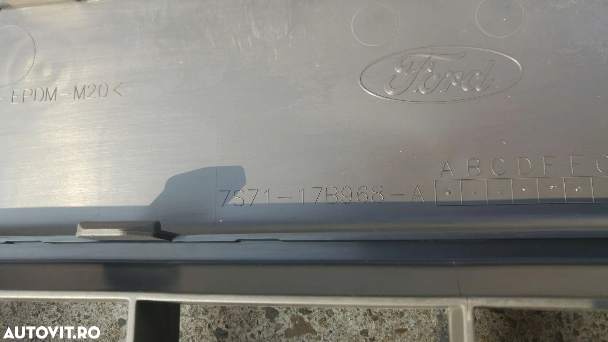 Grila aerisire ford mondeo 4 7s7117b968a - 3