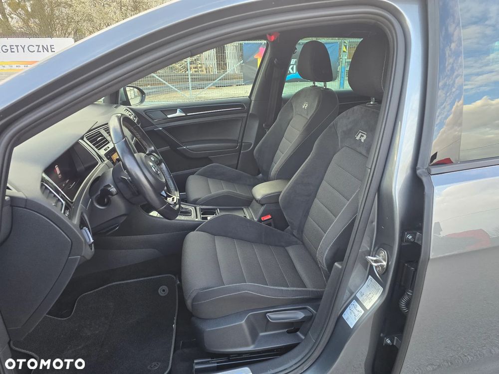 Volkswagen Golf R 4Motion (BlueMotion Technology) DSG - 33