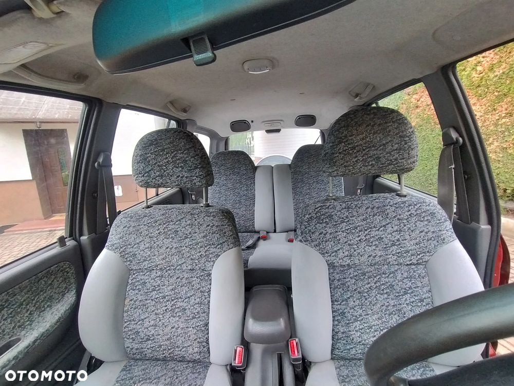 Kia Sportage - 11