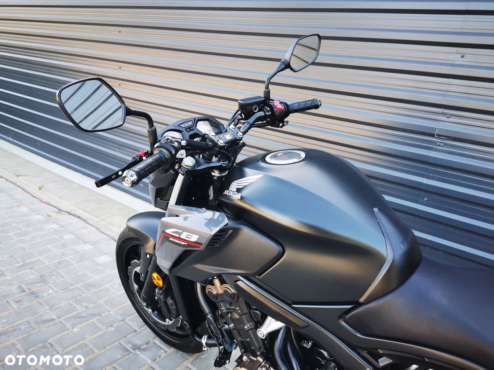 Honda CB - 24