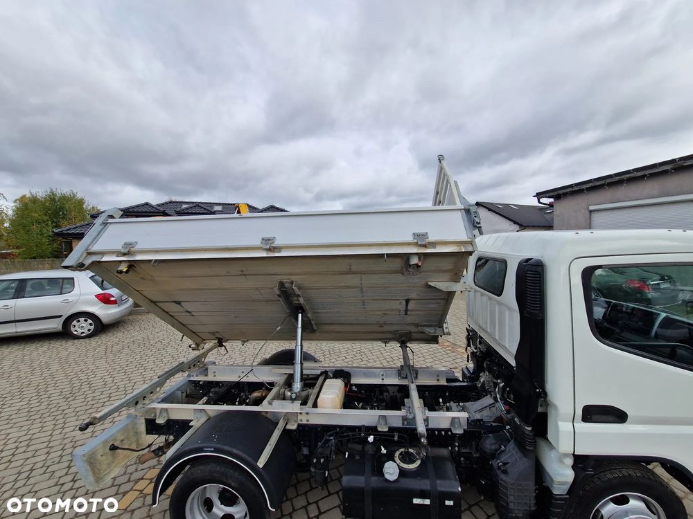 Mitsubishi FUSO KIPER WYWROTKA 3,0 - 26
