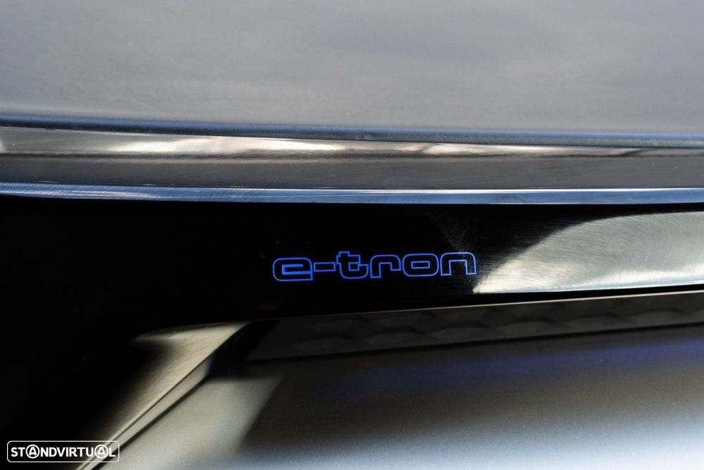 Audi e-tron GT quattro - 27