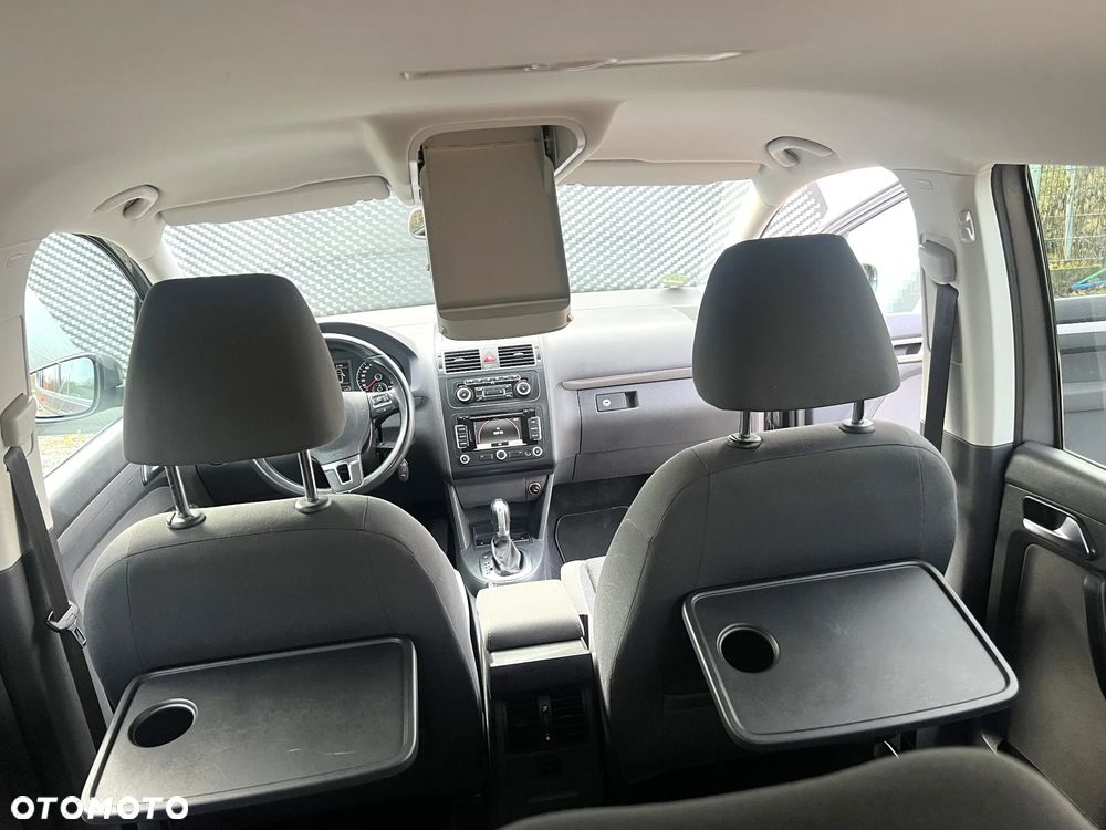 Volkswagen Touran - 6