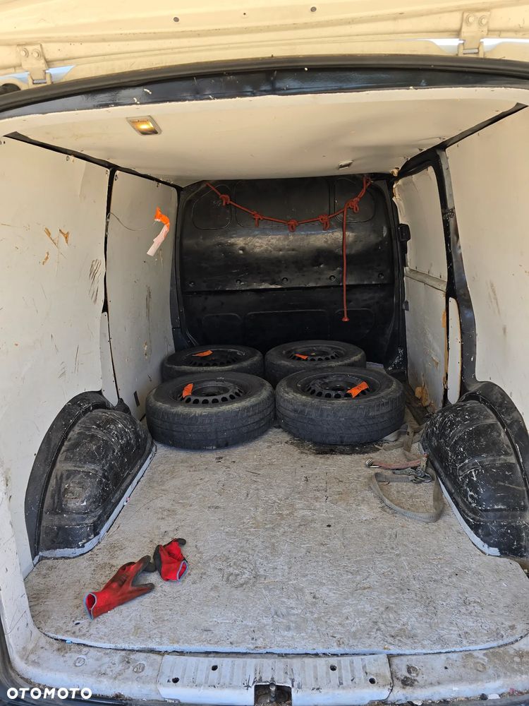 Volkswagen Transporter L1H1 - 12