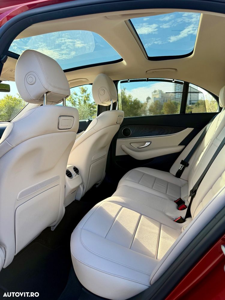 Mercedes-Benz E - 9
