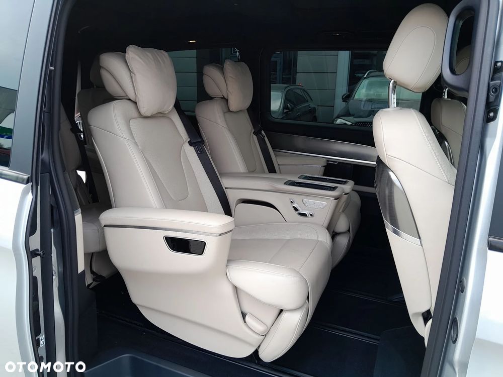 Mercedes-Benz Klasa V 300 d 4-Matic 9G-Tronic Exclusive (d³ugi) - 19