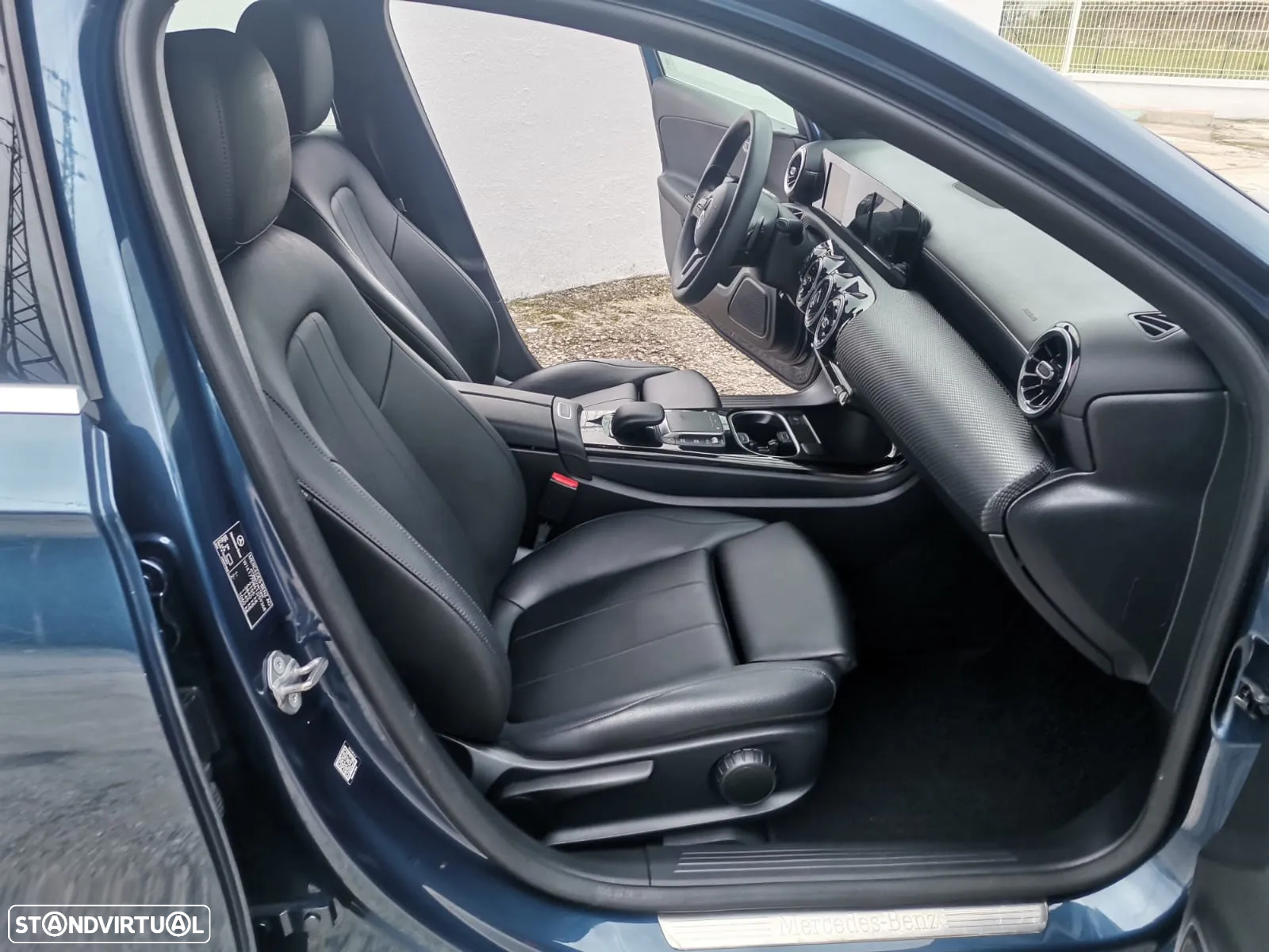 Mercedes-Benz A 250 e Style Plus - 12