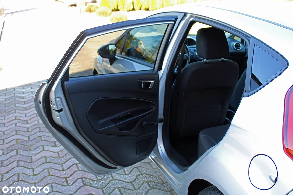 Ford Fiesta - 19