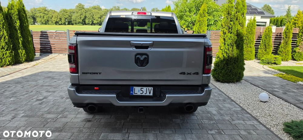 Dodge RAM - 16