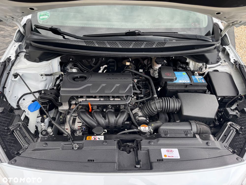 Kia Ceed 1.4 CVVT ISG Dream-Team Edition - 36