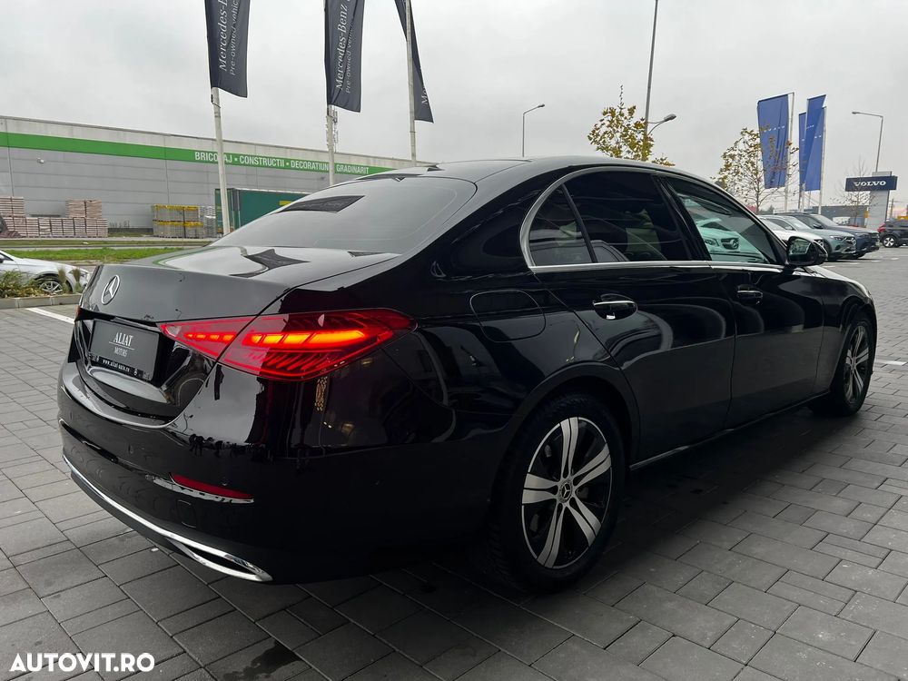 Mercedes-Benz C 300 4Matic 9G-TRONIC - 4