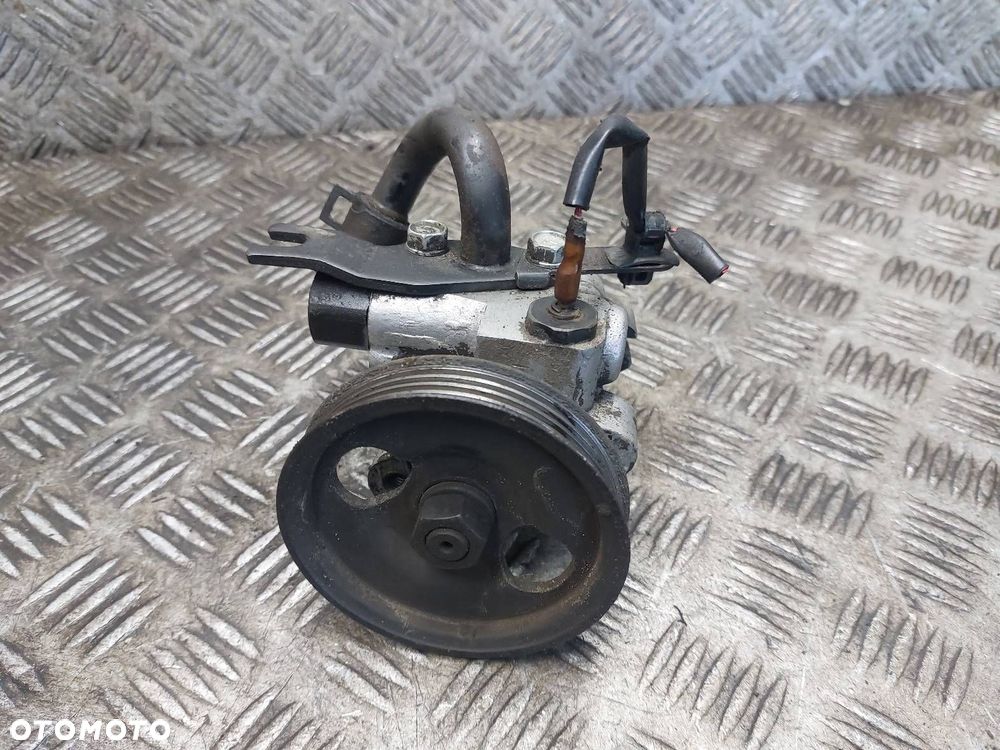 POMPA WSPOMAGANIA HYUNDAI GETZ I Lift 1.1 12V - 2