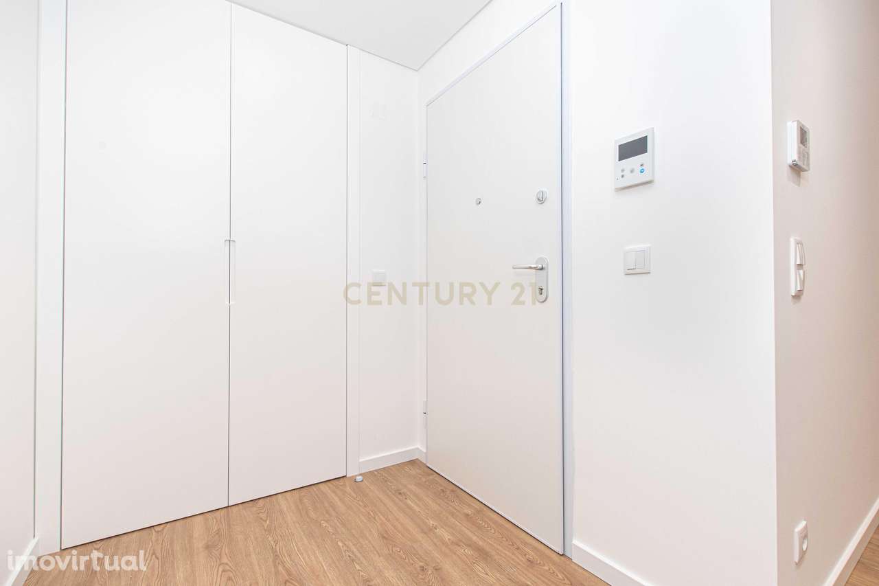 Apartamento T2 Urbanização Neudel - Novo - Grande imagem: 4/19