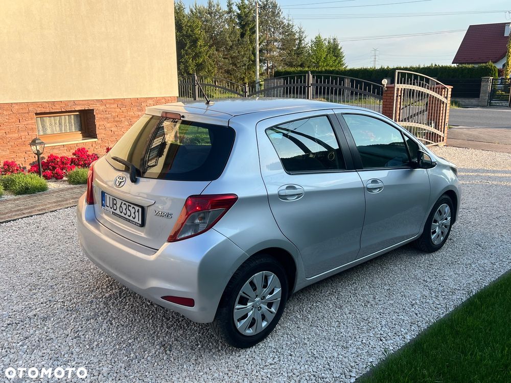 Toyota Yaris - 3