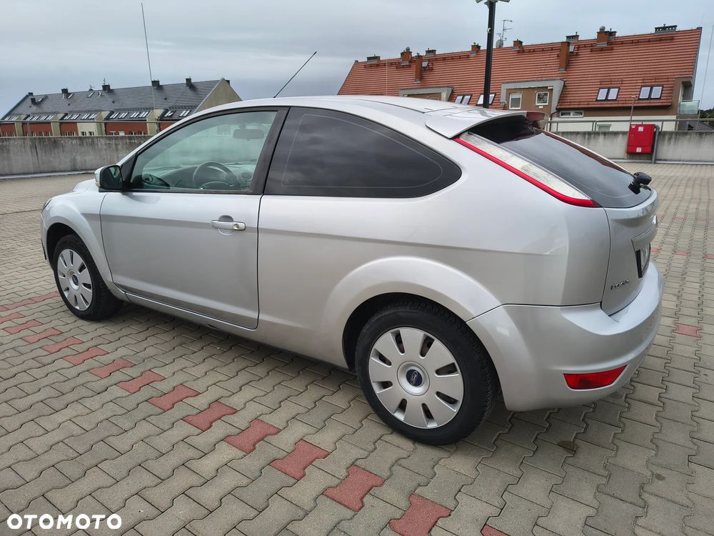 Ford Focus 1.6 16V Trend - 3
