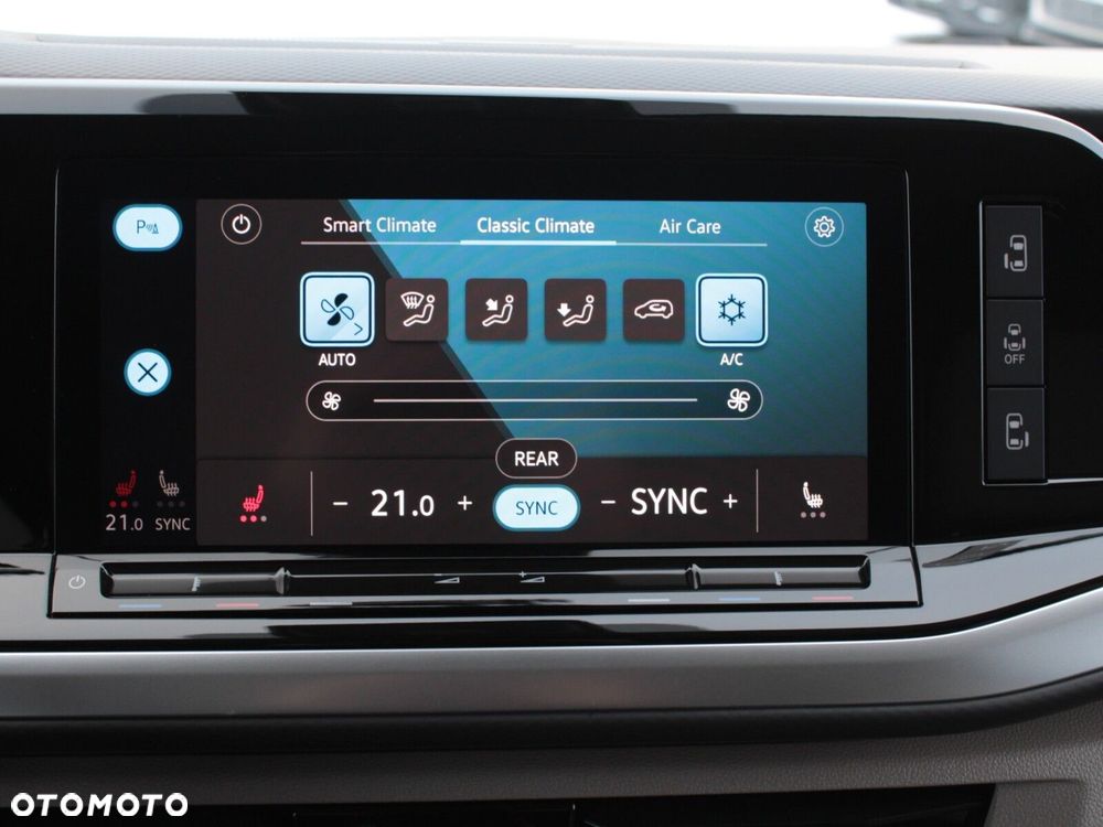 Volkswagen Multivan 2.0 TSI L2 Life DSG - 32