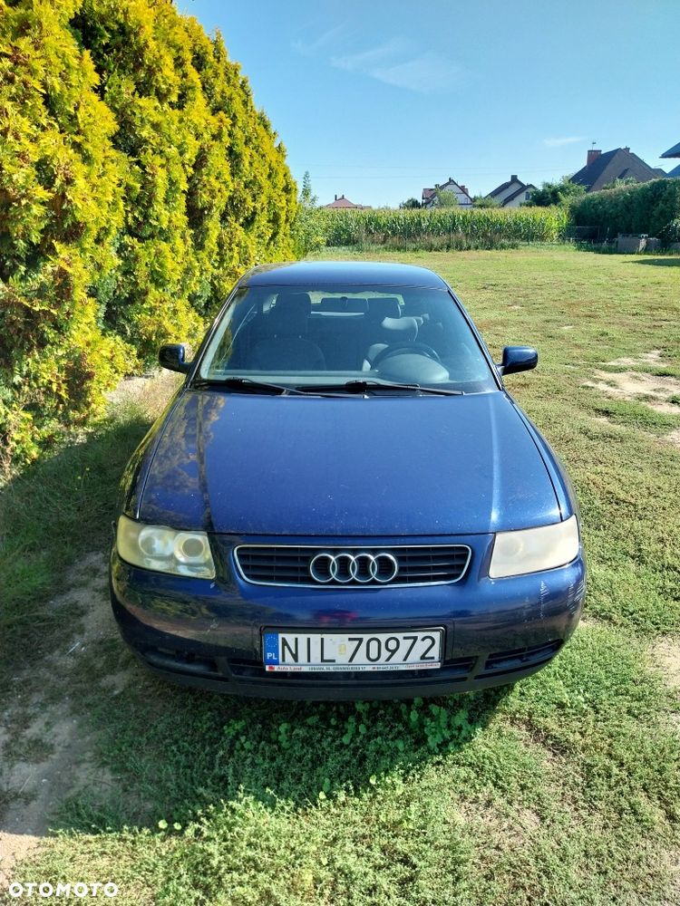 Audi A3 Sportback - 1
