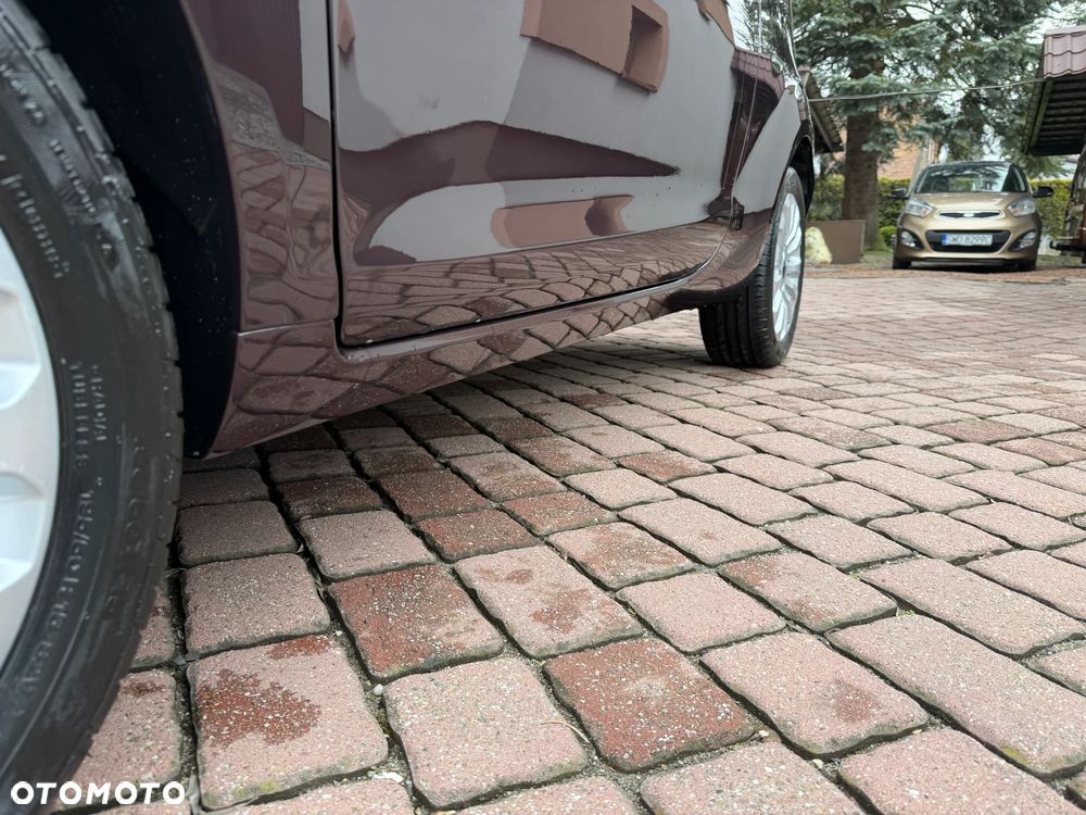 Ford KA 1.2 Titanium - 18